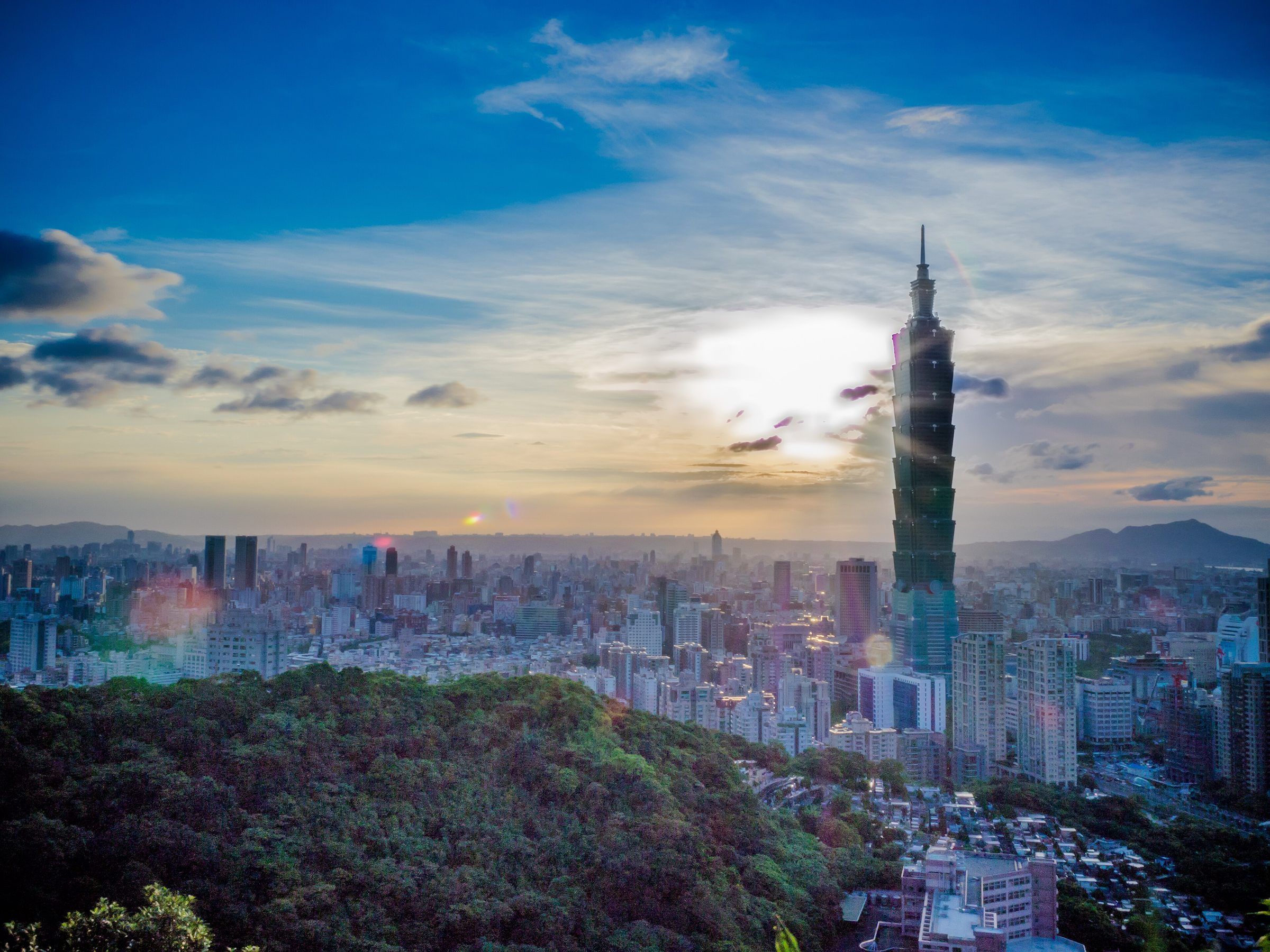 Taipei 101 at sunset, Taipei